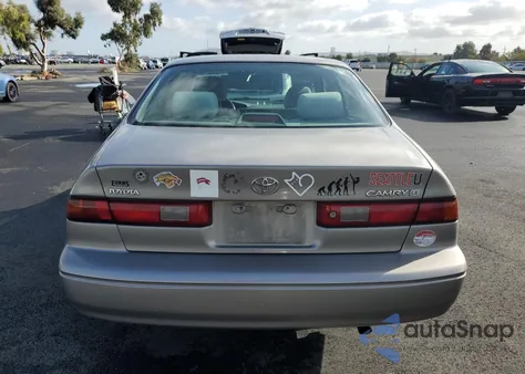 1999 Toyota Camry Ce from USA, damaged, VIN 4T1BG22K5XU436923